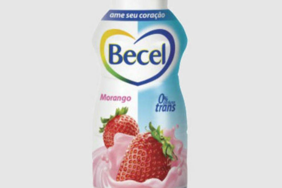 Becel lança bebida láctea com polpa de frutas