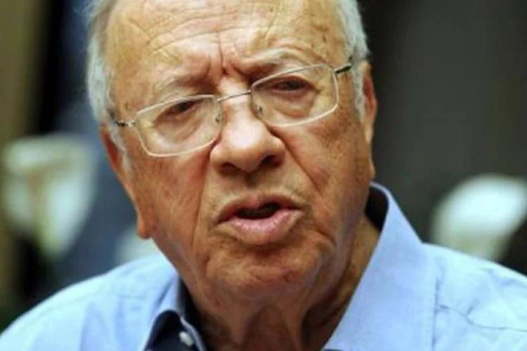 Beji Caid Essebsi, novo premiê da Tunísia: oposição quer Assembleia Constituinte (AFP)