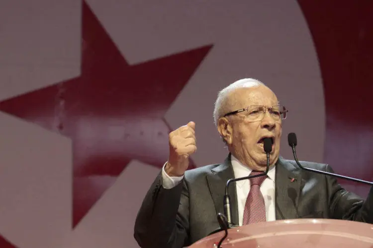 Beji Caid Essebsi, de 88 anos, do Nidá Tunis, partido criado por ele em 2012 (Zoubeir Souissi/Reuters)