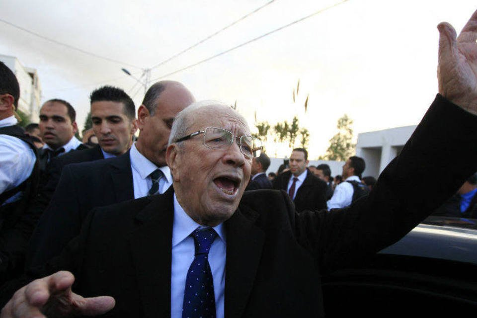 Essebsi promete ser 'presidente de todos os tunisianos'