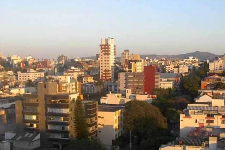 
	Porto Alegre: a Th&aacute; est&aacute; estudando o mercado ga&uacute;cho h&aacute; dois anos, antes de fazer qualquer lan&ccedil;amento
 (Wikimedia Commons)
