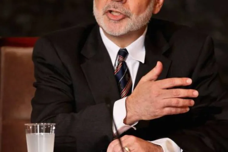 
	H&aacute; escopo para mais a&ccedil;&atilde;o do Federal Reserve para aliviar as condi&ccedil;&otilde;es financeiras e fortalecer a recupera&ccedil;&atilde;o&quot;, escreveu Bernanke
 (Chip Somodevilla/Getty Images)