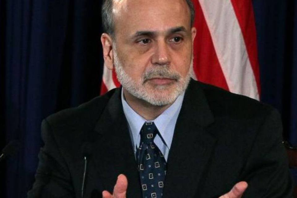 Bernanke reitera que não há plano imediato de estímulo