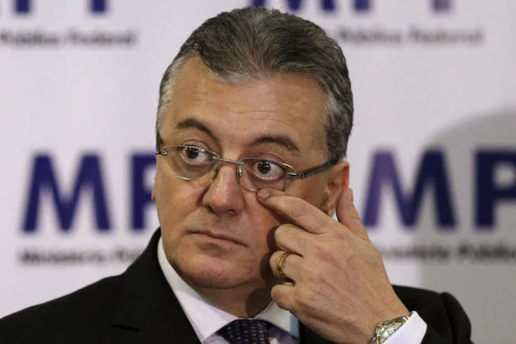 Aldemir Bendine: segundo o MPF, o valor foi repassado em três entregas em espécie (Ueslei Marcelino/Reuters)