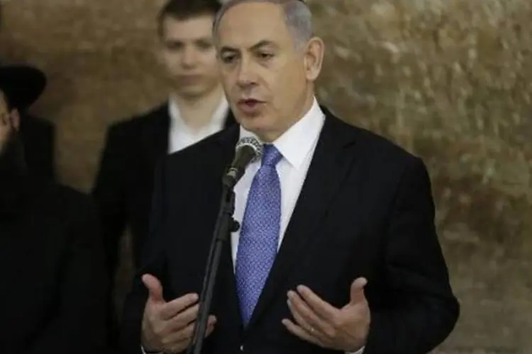 
	Netanyahu, que dirige um dos governos mais conservadores de Israel, comparou em v&aacute;rias ocasi&otilde;es o EI com o Ir&atilde; e tamb&eacute;m com o movimento palestino Hamas
 (Thomas Coex/AFP)