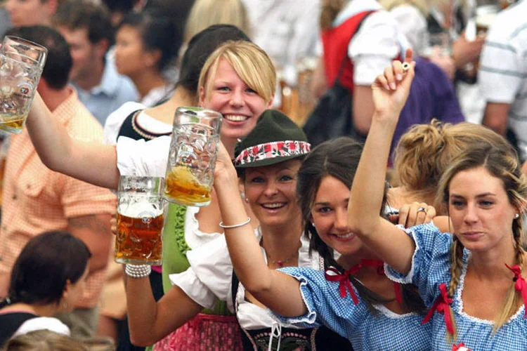 
	Oktoberfest: apesar da baixa infla&ccedil;&atilde;o, custos gerais de uma visita &agrave; festa ser&atilde;o mais elevados do que deveriam
 (Getty Images)