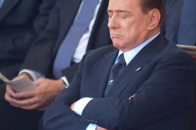 O Parlamento italiano concluiu a aprovação de um pacote de reformas econômicas numa votação neste sábado, abrindo caminho para a renúncia de Berlusconi (Giorgio Cosulich/Getty Images)