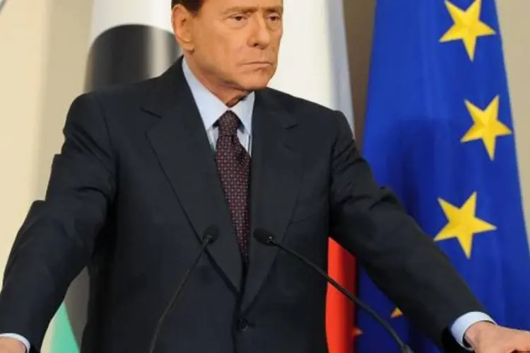 Na terça-feira, será votado novamente o texto com as contas do Estado de 2010, que foi desaprovado no início de outubro e obrigou Berlusconi a submeter seu governo a uma questão de confiança na Câmara (Jacopo Raule/Getty Images)