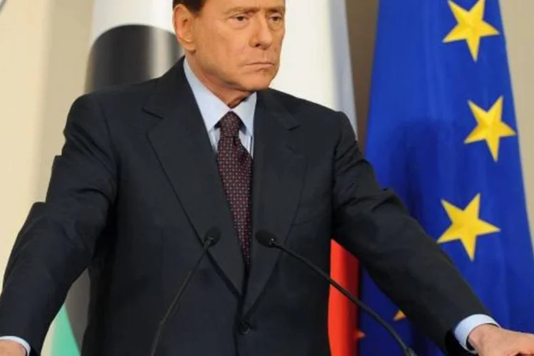 Berlusconi: "o euro é nossa moeda. É preciso defendê-lo, ele é nossa bandeira" (Jacopo Raule/Getty Images)