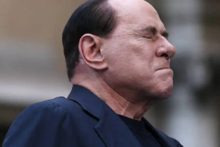 
	Silvio Berlusconi:&nbsp;vota&ccedil;&atilde;o no Senado pode culminar com a expuls&atilde;o do ex-primeiro-ministro ap&oacute;s sua condena&ccedil;&atilde;o por fraude fiscal
 (REUTERS/Alessandro Bianchi)