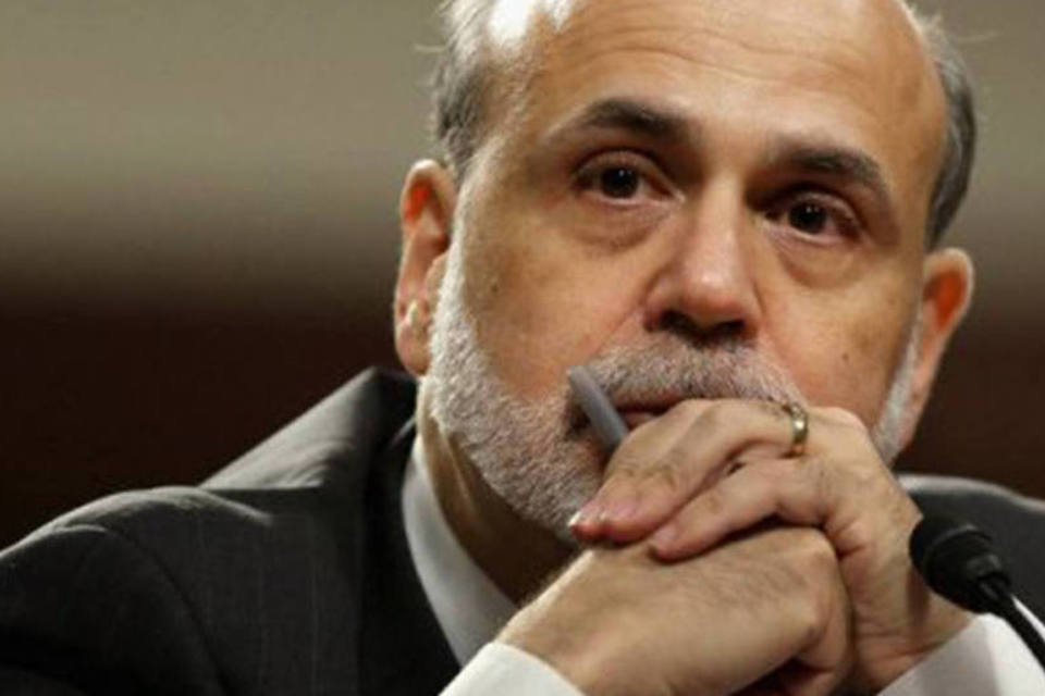 Bernanke tenta equilibrar mensagem do Fed para parlamentares