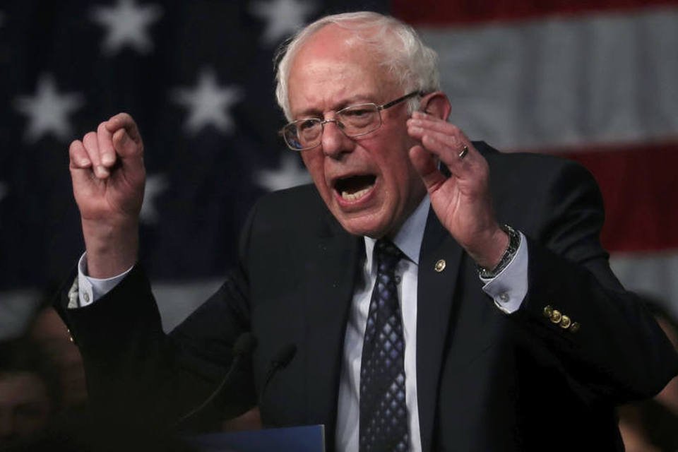 Bernie Sanders busca impulsionar campanha no oeste dos EUA