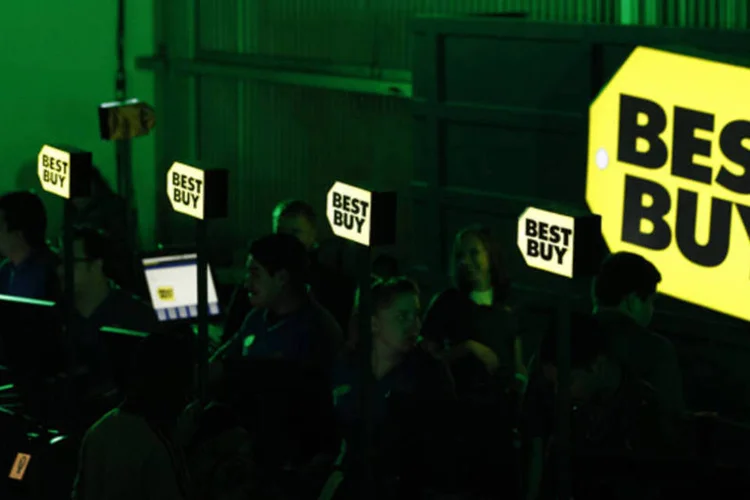 Best Buy: analistas esperavam em média lucro de 1,01 dólar por papel (Patrick T. Fallon/Bloomberg)