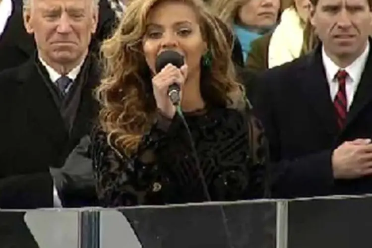 
	Beyonc&eacute;: em janeiro, ela cantou na cerim&ocirc;nia de posse de Barack Obama em seu segundo mandato como presidente dos EUA
 (Reprodução vídeo ao vivo da Casa Branca)