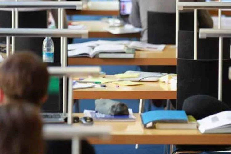 Biblioteca: entre os alunos que leram mais que um livro em média nos últimos cinco anos, a pesquisa registrou que 14% leram entre 6 e 10 livros em cinco anos (Getty Images)
