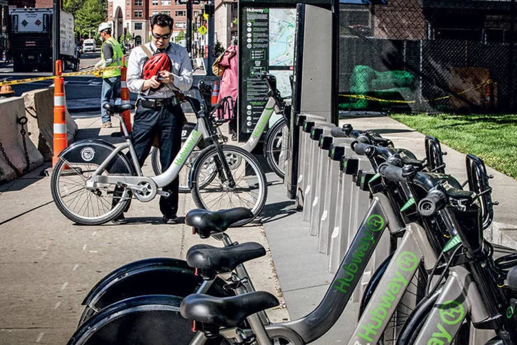 Boston, nos Estados Unidos: a ampliação do sistema de bicicletas compartilhadas entrou no orçamento participativo (Melanie Stetson Freeman/Getty Images)
