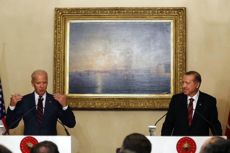Erdogan denuncia impertinência dos EUA em crise síria