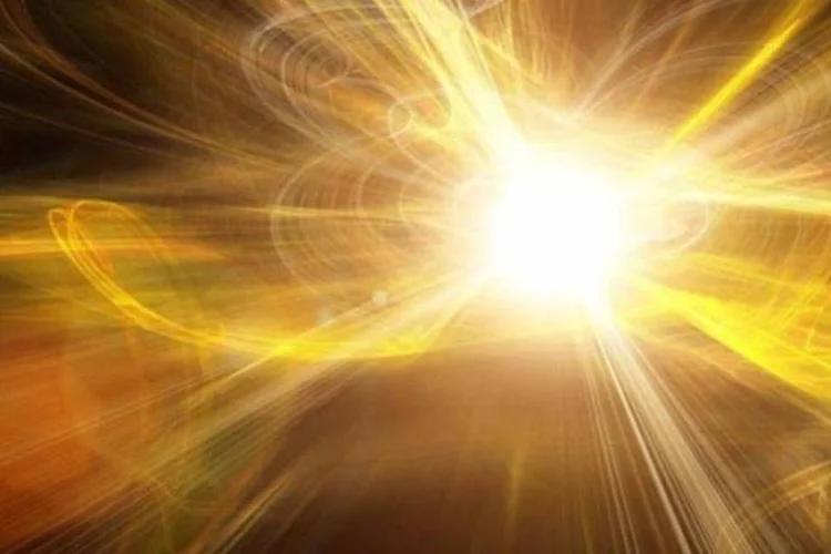 Universo: temperatura dos gases aumentou para 2 milhões graus Kelvin nos últimos 10 bilhões de anos (Stock.Xchange/iStockphoto)