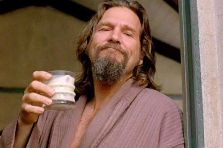 
	Atrapalhado personagem de Jeff Bridges em O Grande Lebowski &eacute; f&atilde; da bebida
 (Reprodução/Reprodução)