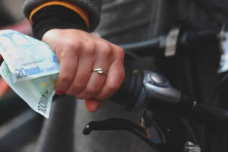 
	Pedala: 10 mil funcion&aacute;rios de 20 empresas podem participar do programa nessa primeira fase
 (Federação Europeia de Ciclismo)