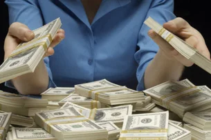 Como ela deu uma guinada de carreira e virou a mais nova bilionária self-made da Forbes