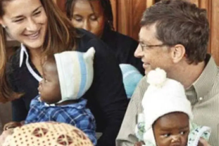 Bill e Melinda Gates, na África: a fundação do casal é vista hoje como o maior expoente da ação social eficiente (.)