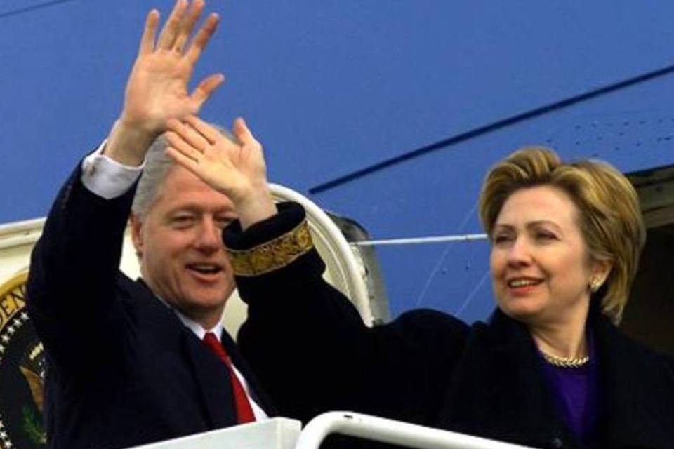 Hillary e Bill Clinton ganharam US$ 30 milhões desde 2014