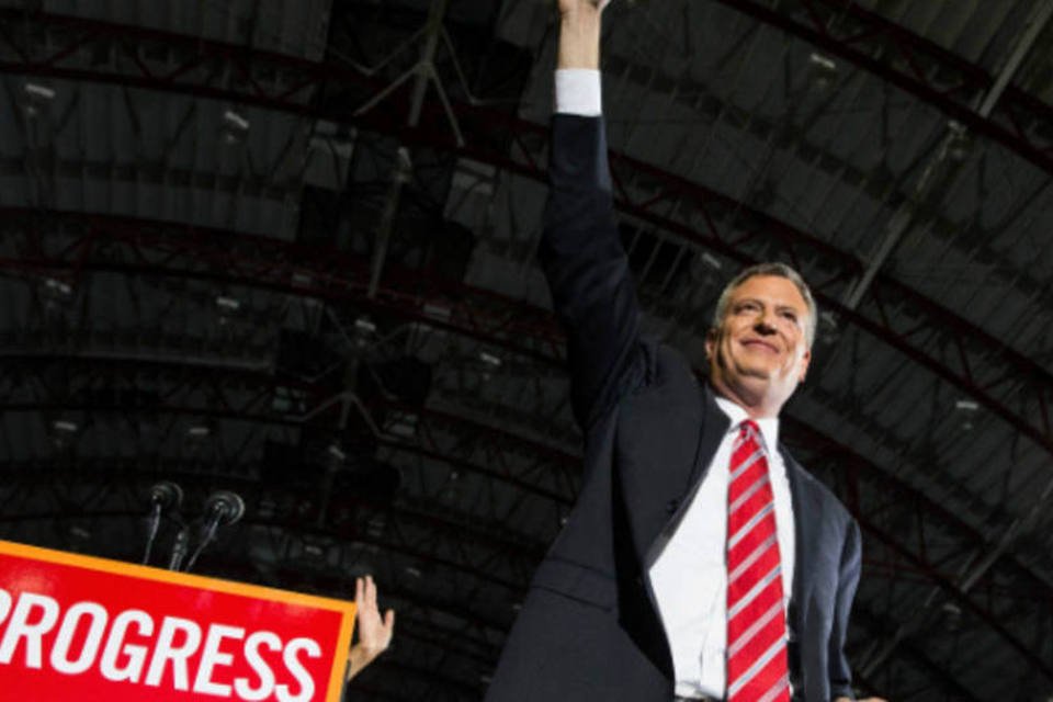 Prefeito de NY diz que fará o possível para proteger imigrantes