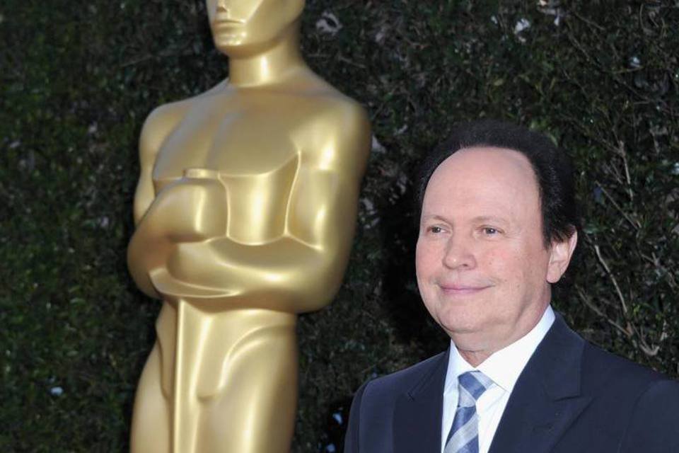 Billy Crystal substituirá Eddie Murphy na festa do Oscar