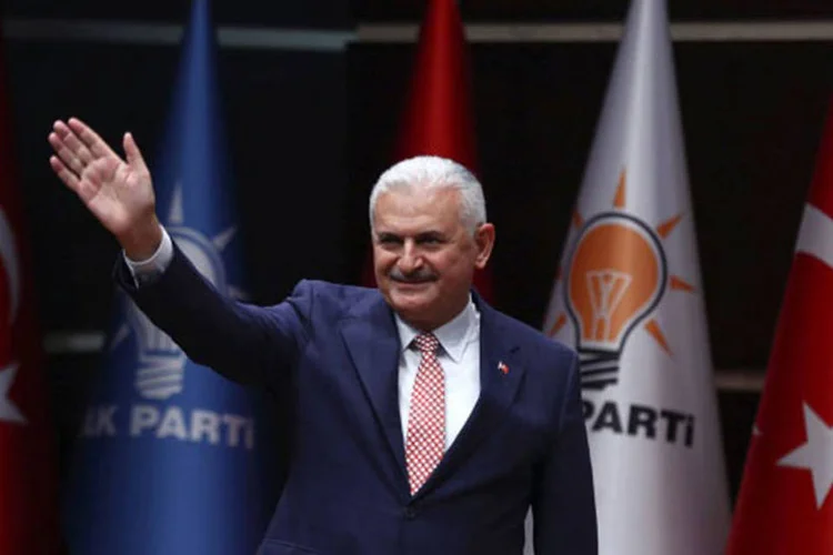 Binali Yildirim: "é hora de tomar uma decisão entre ser amigo ou inimigo. Há anos estamos juntos com os Estados Unidos na Otan. Somos parceiros estratégicos" (Getty Images)
