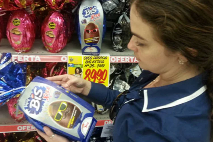 
	Ovo Bis Xtra em supermercado do Rio: embalagem trazia frase &quot;sacaneie seu amigo&quot;
 (Divulgação/Procon-RJ)