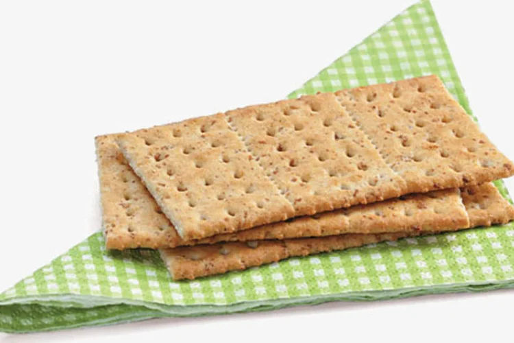Apesar de ter um pouco mais de fibras, o biscoito individual integral tem propriedades muito parecidas com as do tradicional (Sheila Oliveira / Boa Forma)