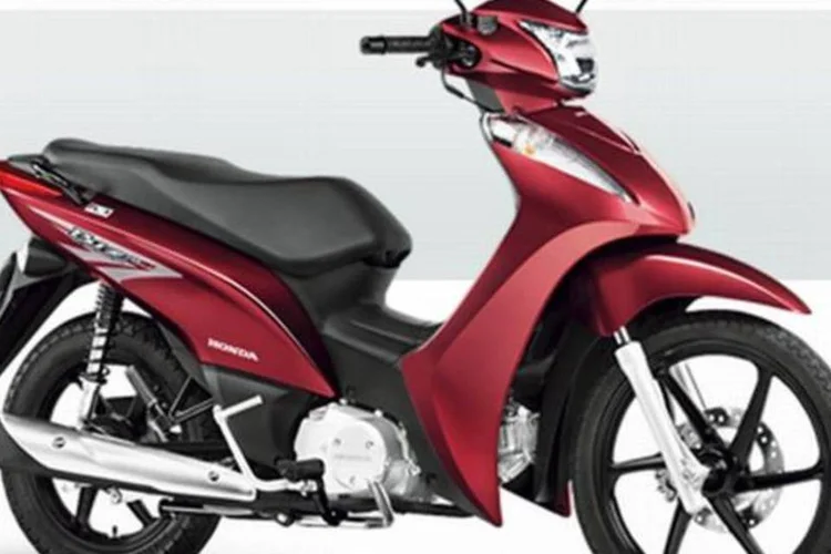 Logo depois da ligação, a PM foi até o local indicado e encontrou a moto (Divulgação)