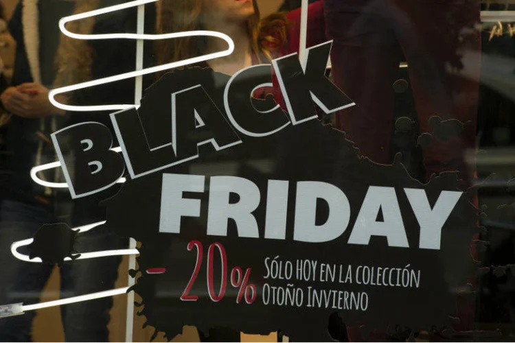 Comunicação na Black Friday (Denis Doyle/Getty Images)