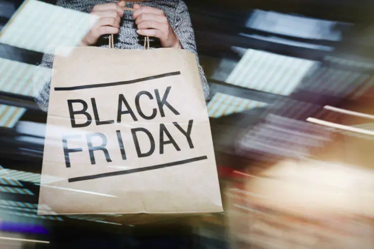 Black Friday: "As pessoas estão aguardando a data para as compras de fim de ano" (shironosov/Thinkstock)
