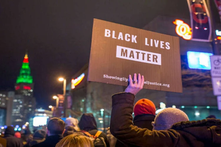 
	BLM: &quot;o BLM est&aacute; se encaminhando para se converter em um movimento que re&uacute;ne progressistas e pessoas da esquerda do espectro pol&iacute;tico americano&quot;, disse um professor
 (GettyImages)