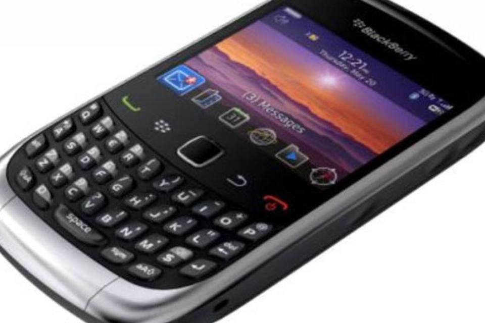 RIM lança novo BlackBerry para lutar contra Apple e Google