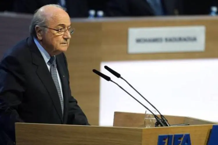 Blatter: ''Foi o Tribunal Federal Suíço que decidiu fazer de forma anônima a publicação da ordem de arquivamento do caso ISL.'' (Julian Finney/Getty Images)