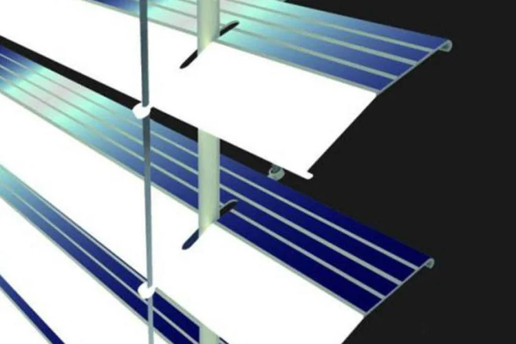 Objeto combina duas recentes tecnologias descobertas: a primeira são as células solares flexíveis e a segunda é a folha eletroluminescente que precisa de pouca energia (Divulgação)