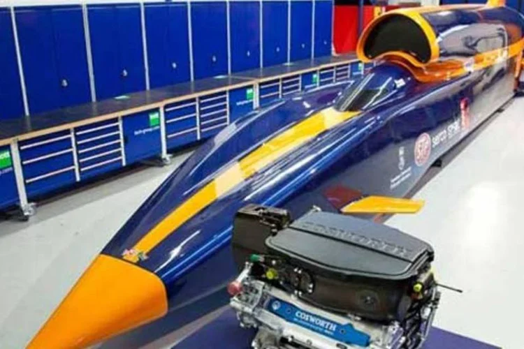Bloodhound SSC vai tentar bater recorde registrado em 1997 pelo Thrust SSC (Divulgação)