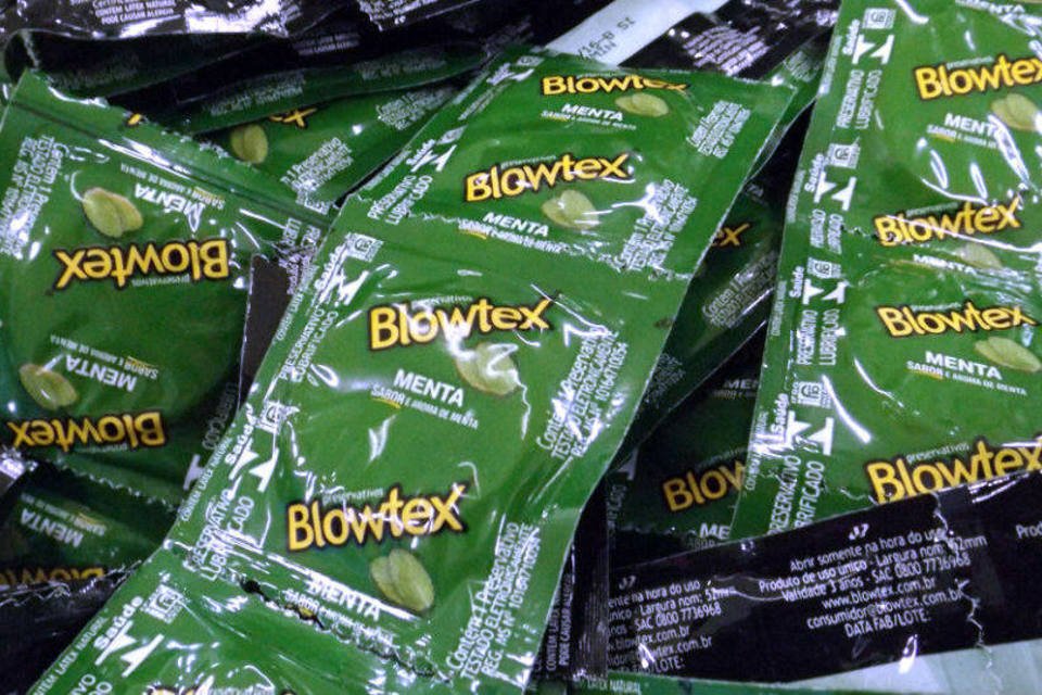 Como se faz uma camisinha da Blowtex