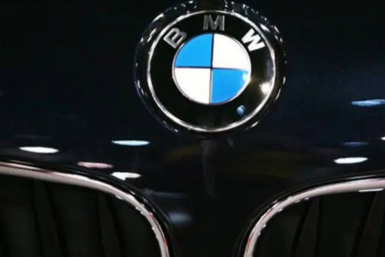 BMW: principais atrações da mostra são os modelos de corridas que participaram das 24 Horas de Le Mans e da Fórmula 1 (foto/AFP)