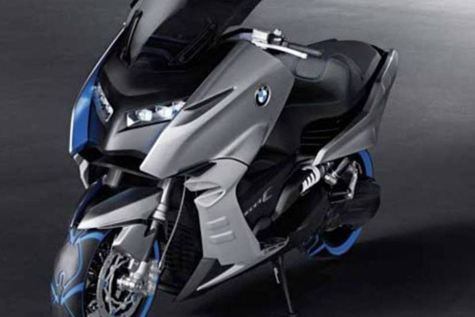 BMW cria novo modelo de scooter para grandes cidades