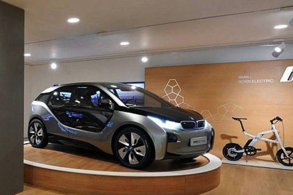 BMW abre primeira loja de mobilidade sustentável