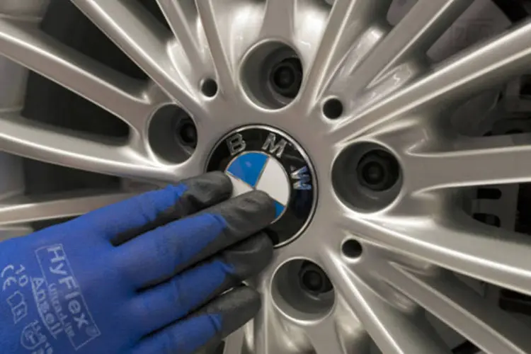 
	Montagem de ve&iacute;culos da BMW: a empresa est&aacute; apostando no programa para atrair consumidores jovens para a montadora
 (Bloomberg)