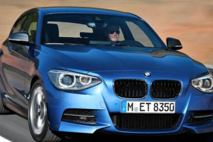 
	BMW S&eacute;rie 1 M:&nbsp;sed&atilde; est&aacute; nos planos da marca para combater o CLA 45 AMG, da Mercedes
 (Divulgação)
