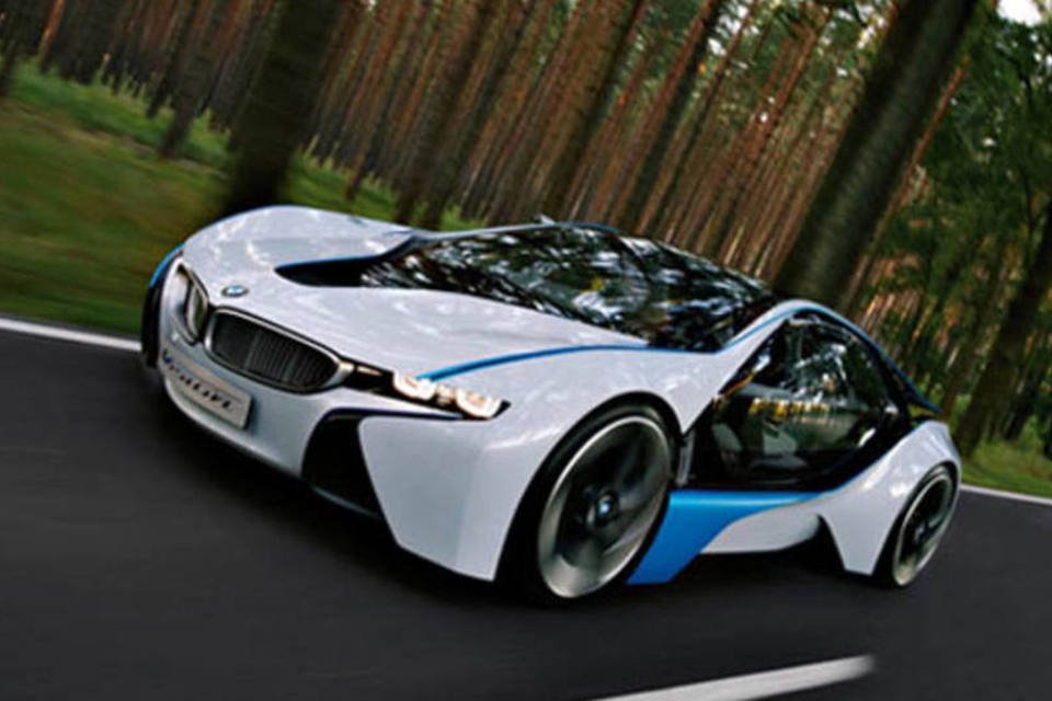 Protótipo da BMW roda 50 kms no motor elétrico
