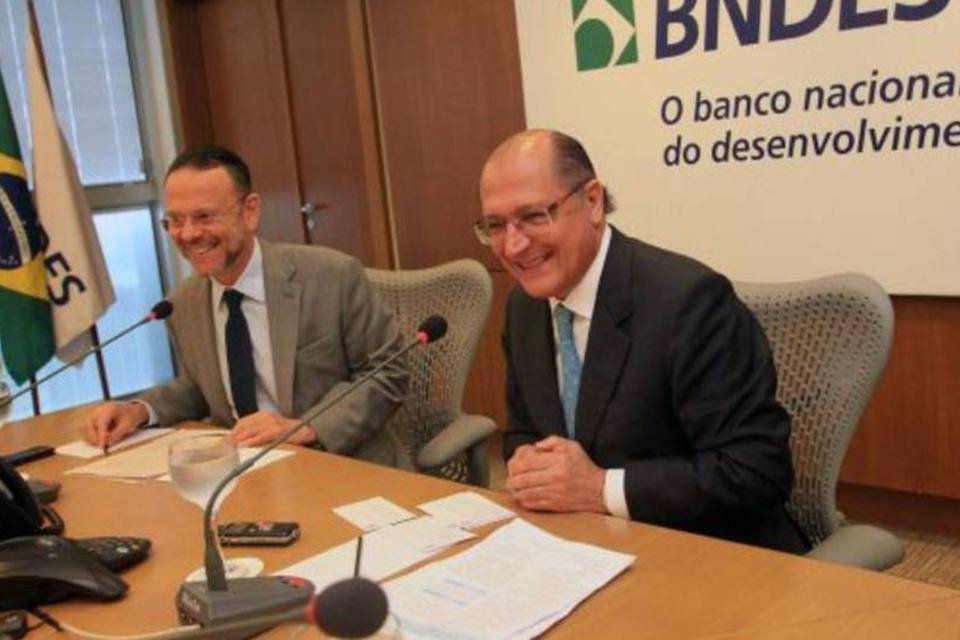 SP assina contrato de financiamento de R$ 1,95 bi com BNDES