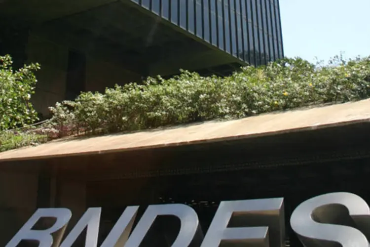 
	Sede do BNDES: no acumulado do ano, os desembolsos do BNDES somam 146,8 bilh&otilde;es de reais, alta de 35 por cento sobre igual per&iacute;odo de 2012
 (Divulgação/BNDES)