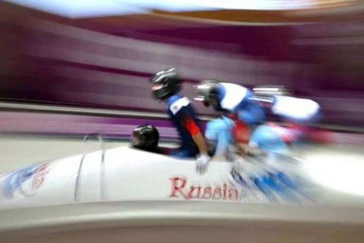 Equipe russa, formada por Alexey Negodaylo, Dmitry Trunenkov, Alexey Voevoda e Alexander Zubkov (Getty Images)